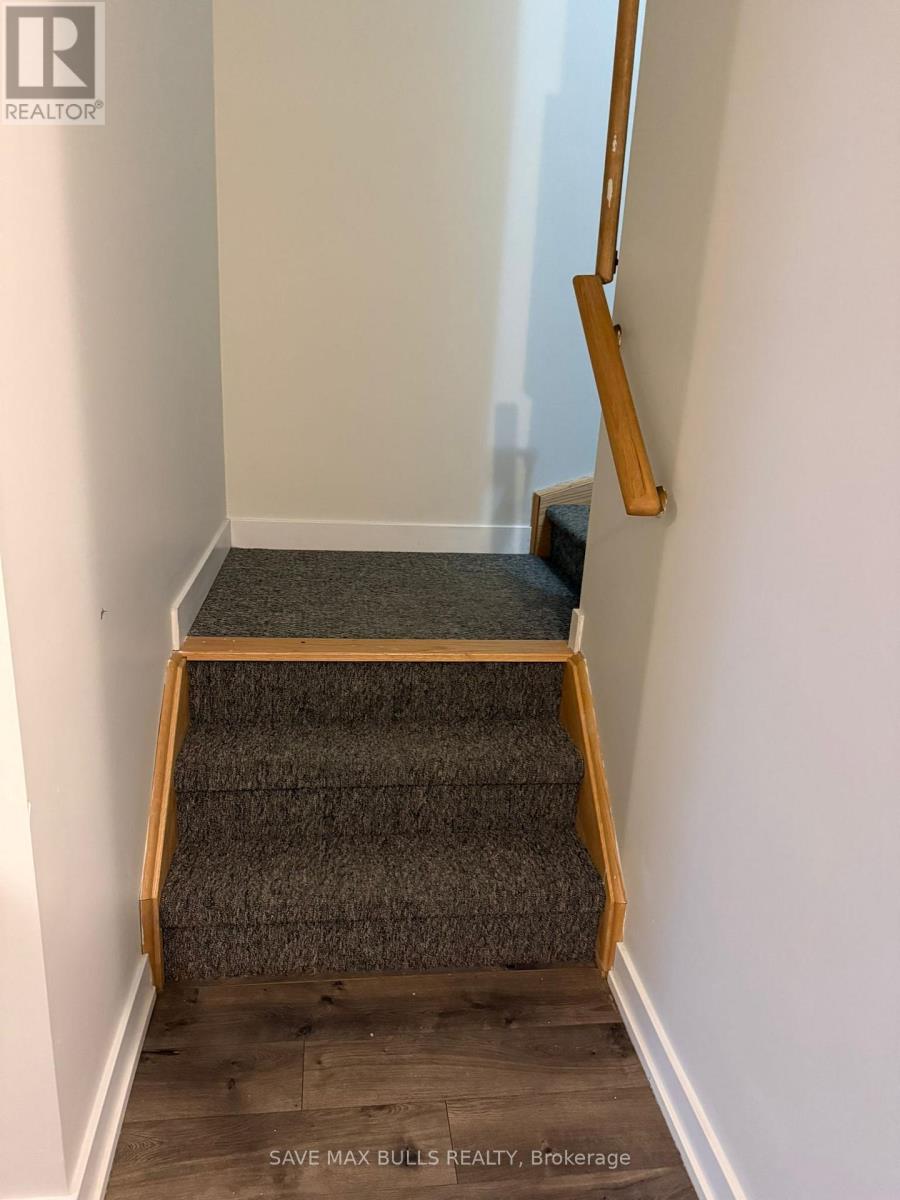 132 - 590 North Service Road, Hamilton, Ontario  L8E 0K5 - Photo 11 - X12685118