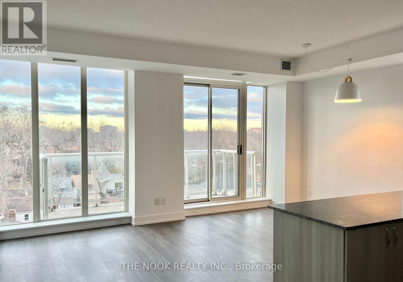 613 - 1638 BLOOR STREET W, Toronto, Ontario