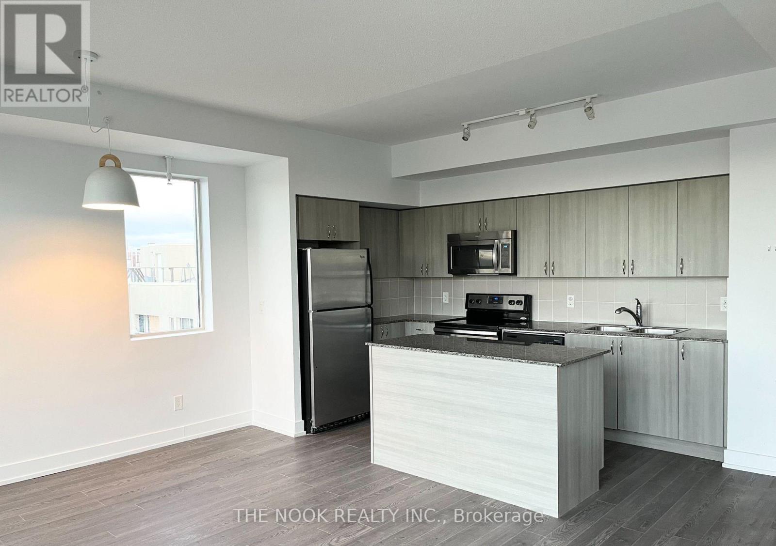 613 - 1638 Bloor Street W, Toronto, Ontario  M6P 0A6 - Photo 4 - W12685134