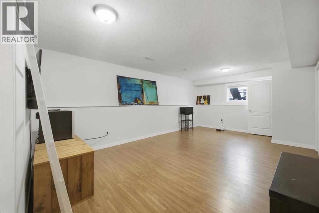 10 Halsall Street, Sylvan Lake, Alberta  T4S 1T4 - Photo 16 - A2273601