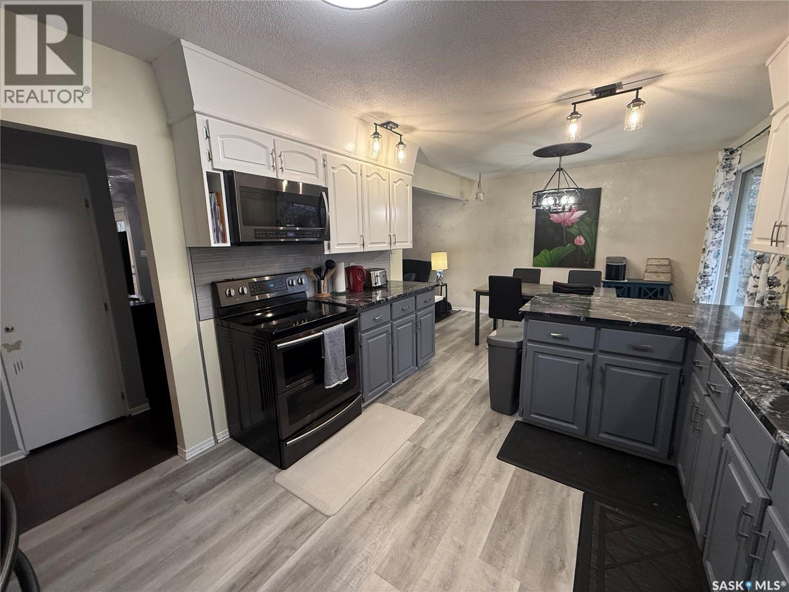 20 Scott Crescent, Weyburn, Saskatchewan  S4H 1T6 - Photo 13 - SK004329