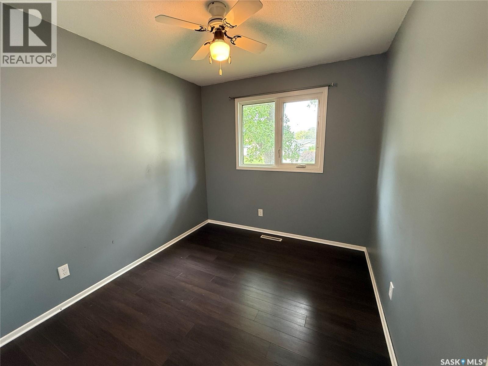 20 Scott Crescent, Weyburn, Saskatchewan  S4H 1T6 - Photo 23 - SK004329