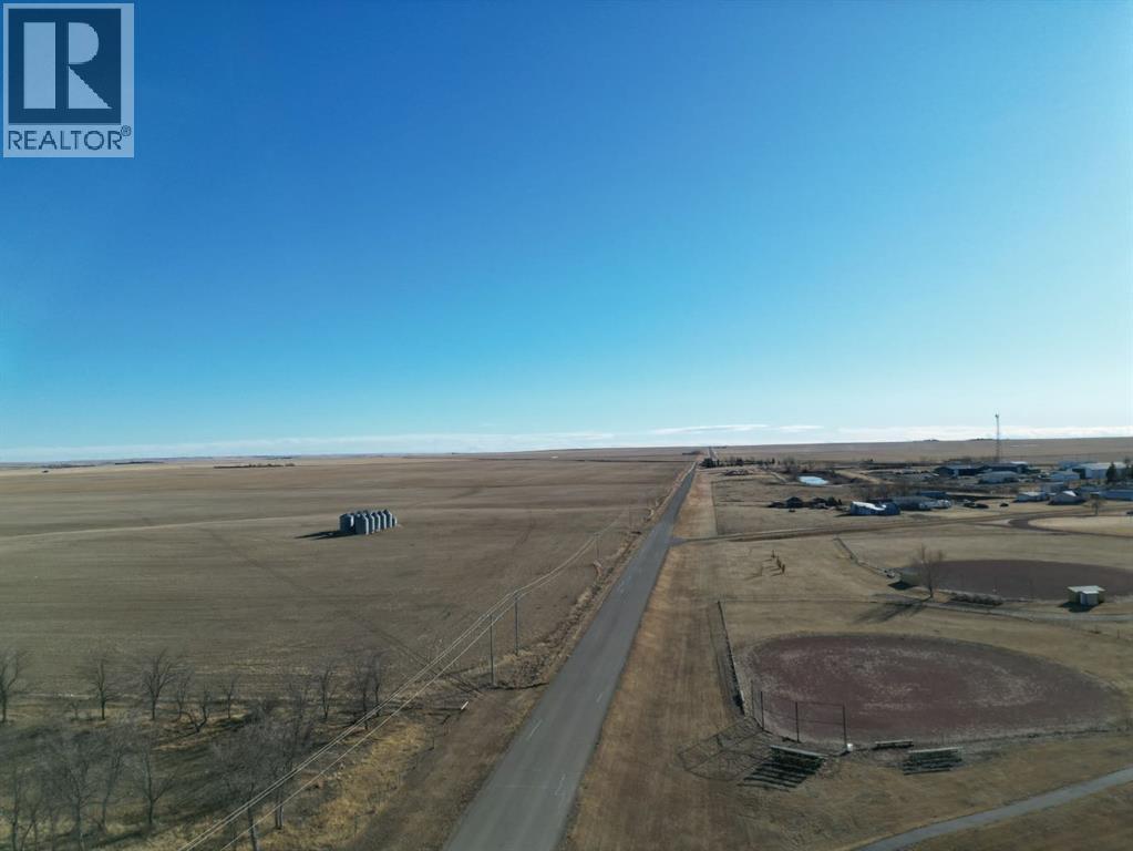 517 6a Street N, Champion, Alberta  T0L 0R0 - Photo 5 - A2258777