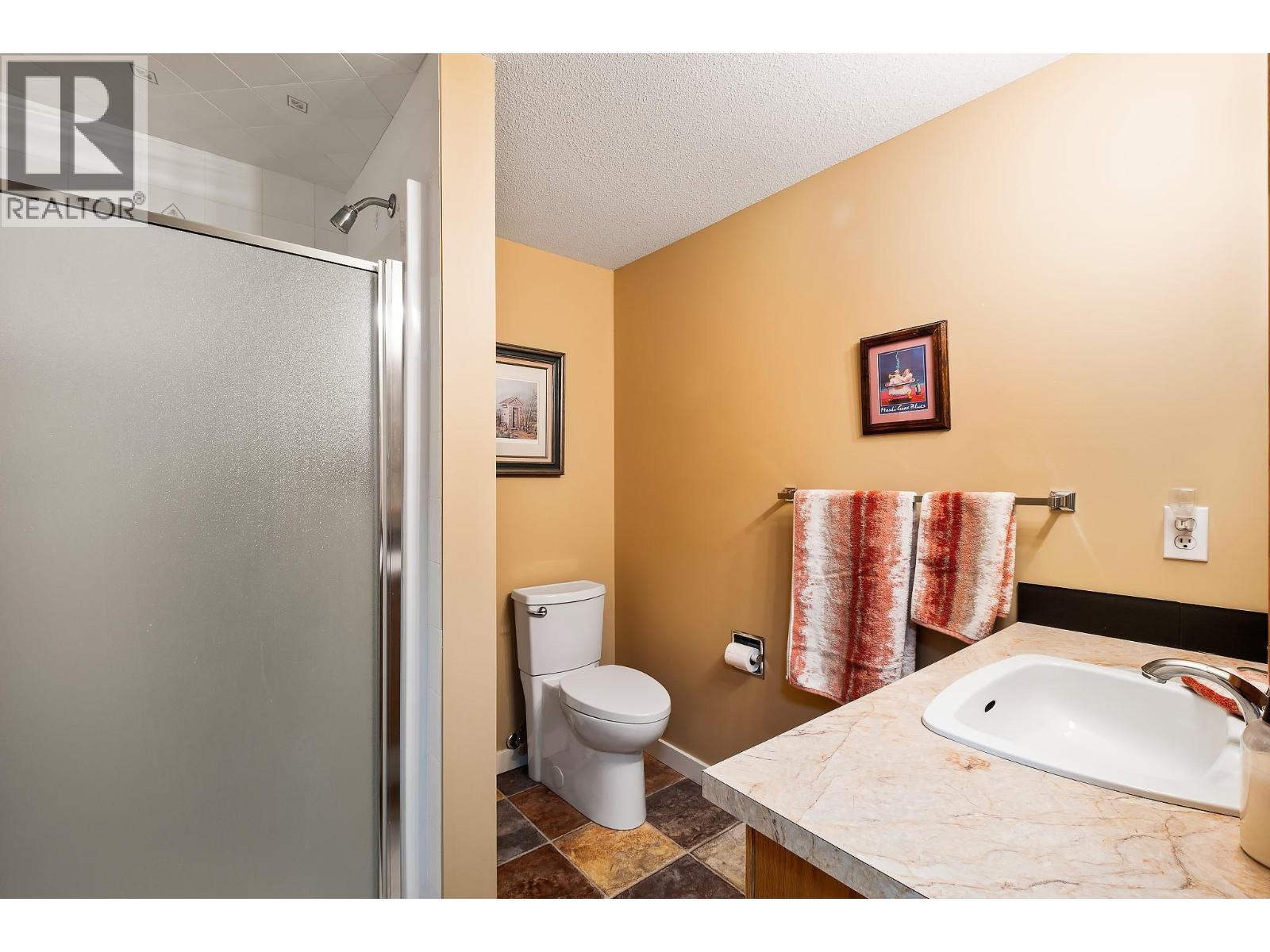 1055 Lawrence Avenue Unit# 206, Kelowna, British Columbia  V1Y 6M3 - Photo 17 - 10369886