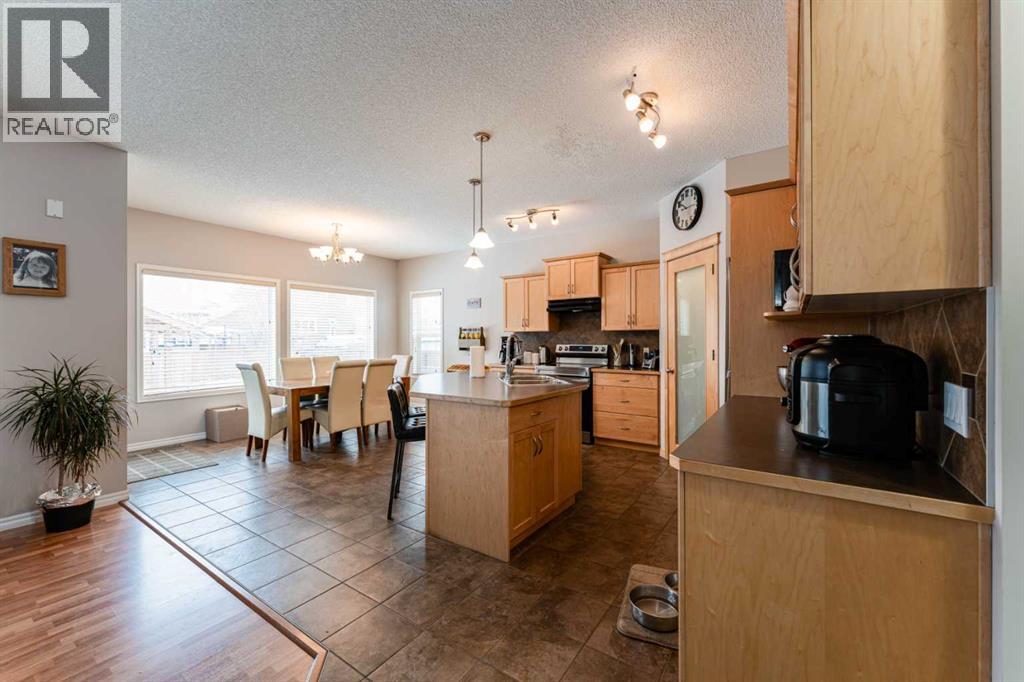 461 Boulder Creek Way Se, Langdon, Alberta  T0J 1X3 - Photo 7 - A2276704