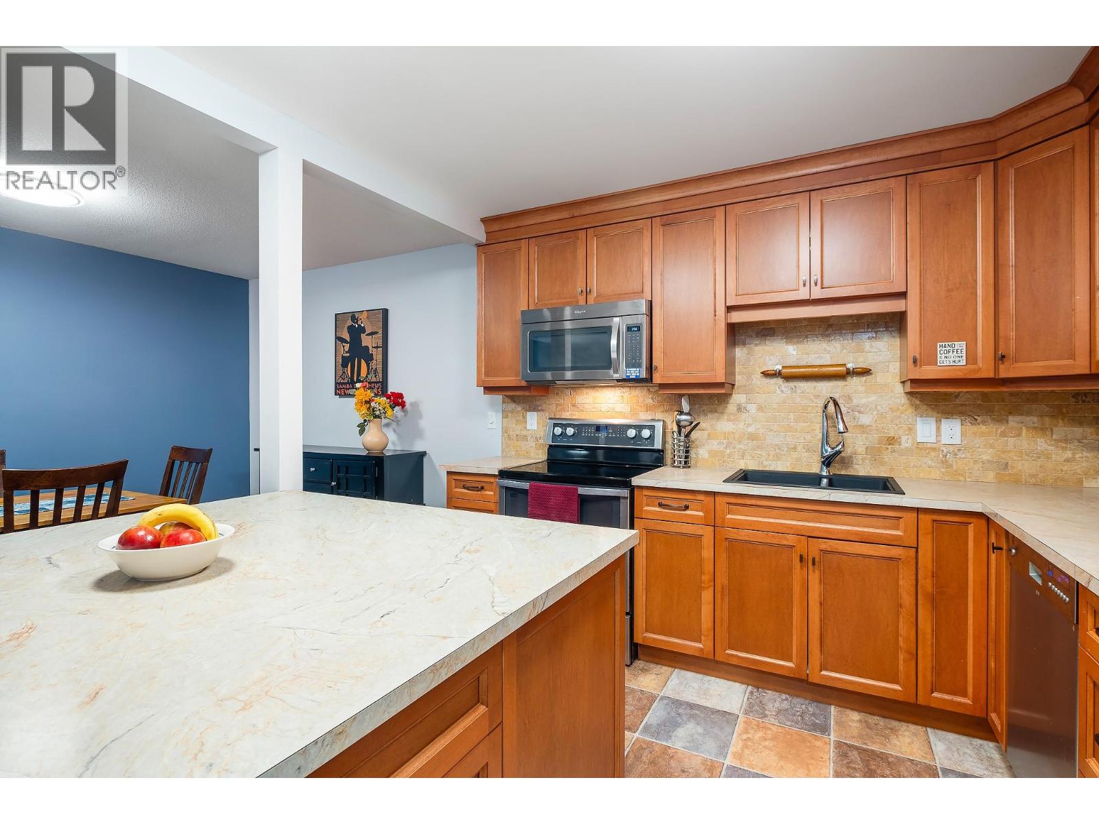 1055 Lawrence Avenue Unit# 206, Kelowna, British Columbia  V1Y 6M3 - Photo 10 - 10369886