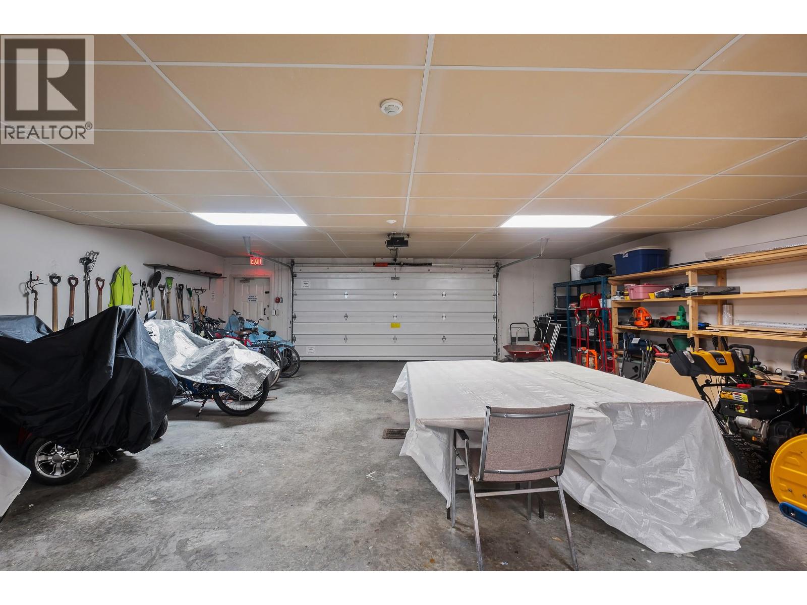 1055 Lawrence Avenue Unit# 206, Kelowna, British Columbia  V1Y 6M3 - Photo 32 - 10369886