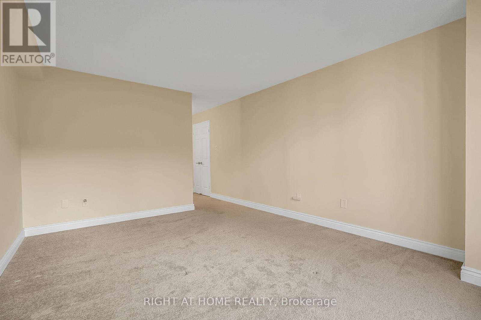 905 - 280 Simcoe Street, Toronto, Ontario  M5T 2Y5 - Photo 24 - C12685132