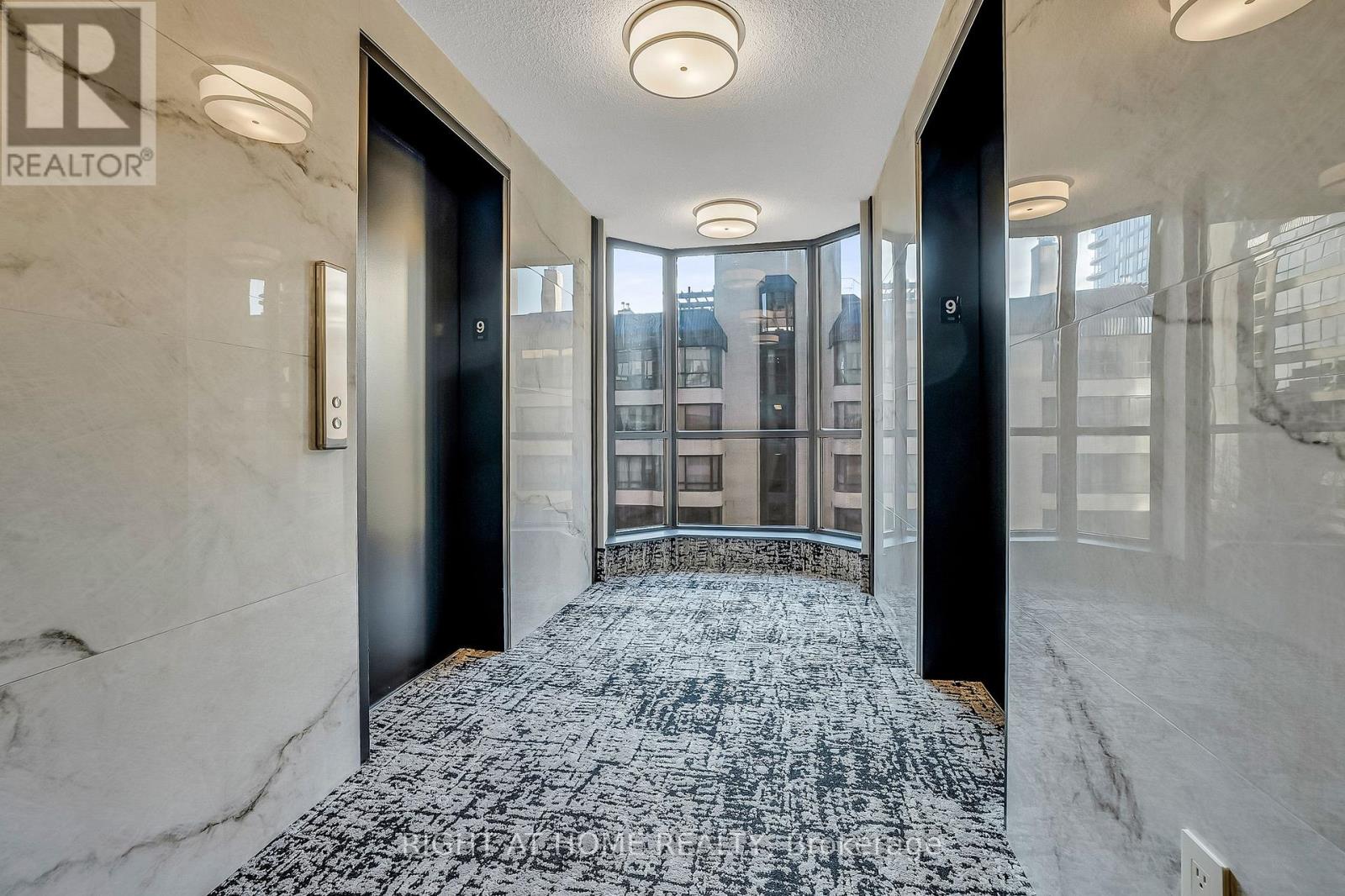 905 - 280 Simcoe Street, Toronto, Ontario  M5T 2Y5 - Photo 5 - C12685132