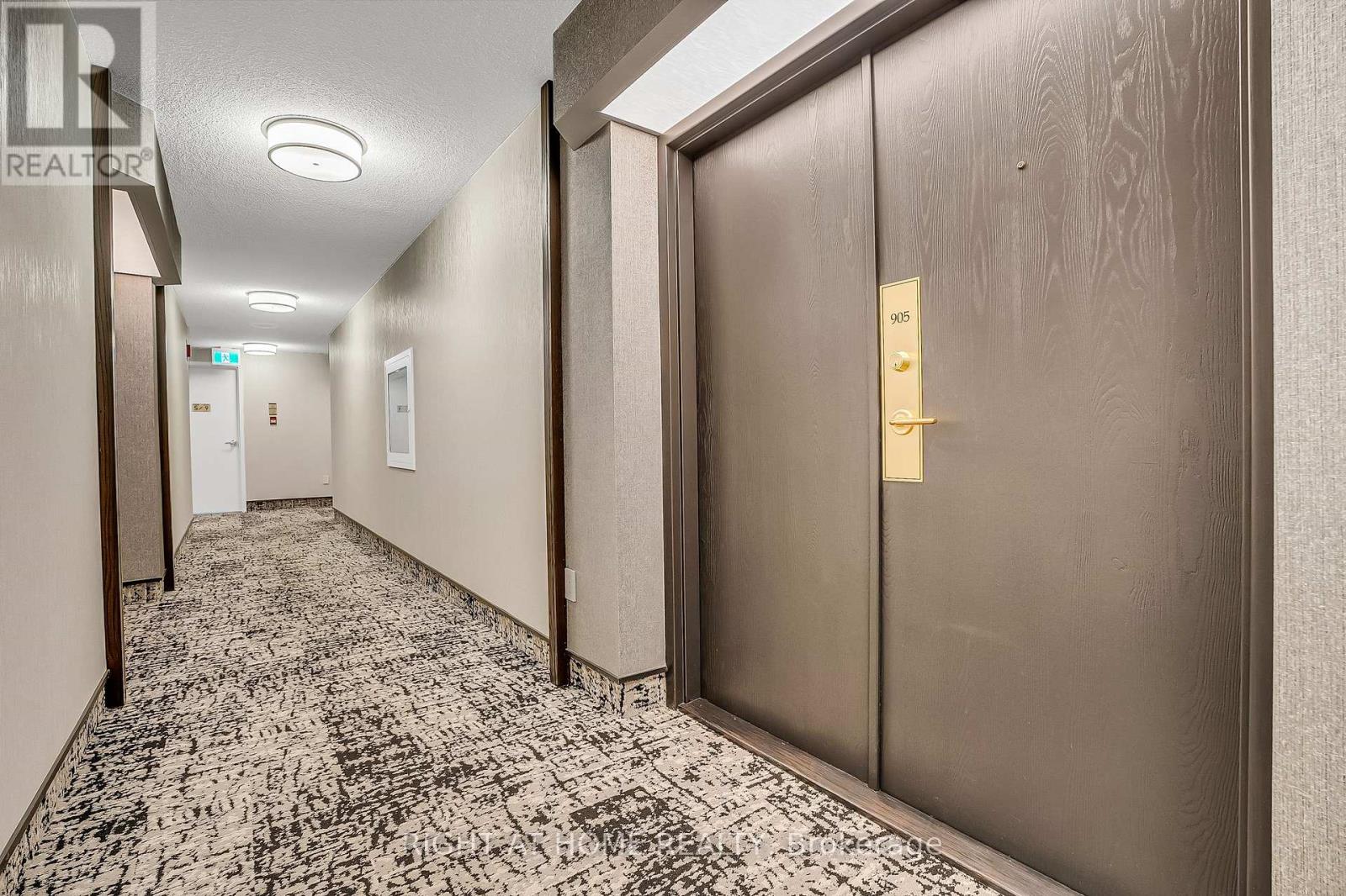 905 - 280 Simcoe Street, Toronto, Ontario  M5T 2Y5 - Photo 6 - C12685132