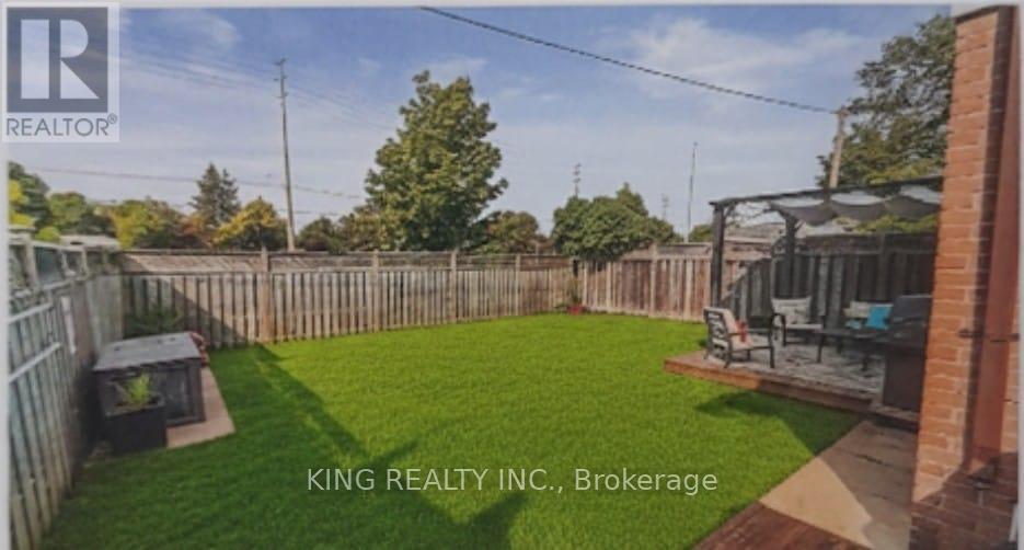 Lower - 45 Dalraith Crescent, Brampton, Ontario  L6T 2X4 - Photo 7 - W12685130