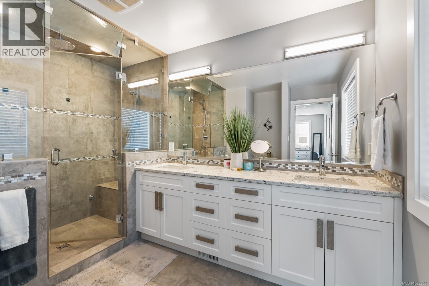 7364 Lakefront Dr, Lake Cowichan, British Columbia  V0R 2G0 - Photo 35 - 1022856