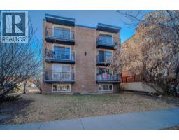 32, 1703 11 Avenue SW, Calgary, Alberta