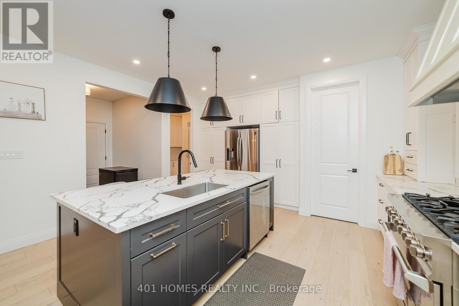 332 Christine Avenue, Lakeshore, Ontario  N0R 1A0 - Photo 10 - X12685154