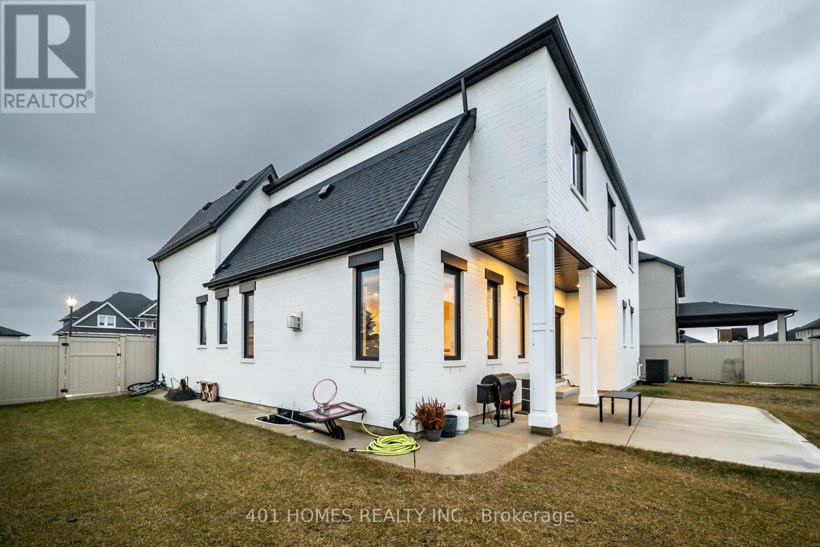 332 Christine Avenue, Lakeshore, Ontario  N0R 1A0 - Photo 31 - X12685154