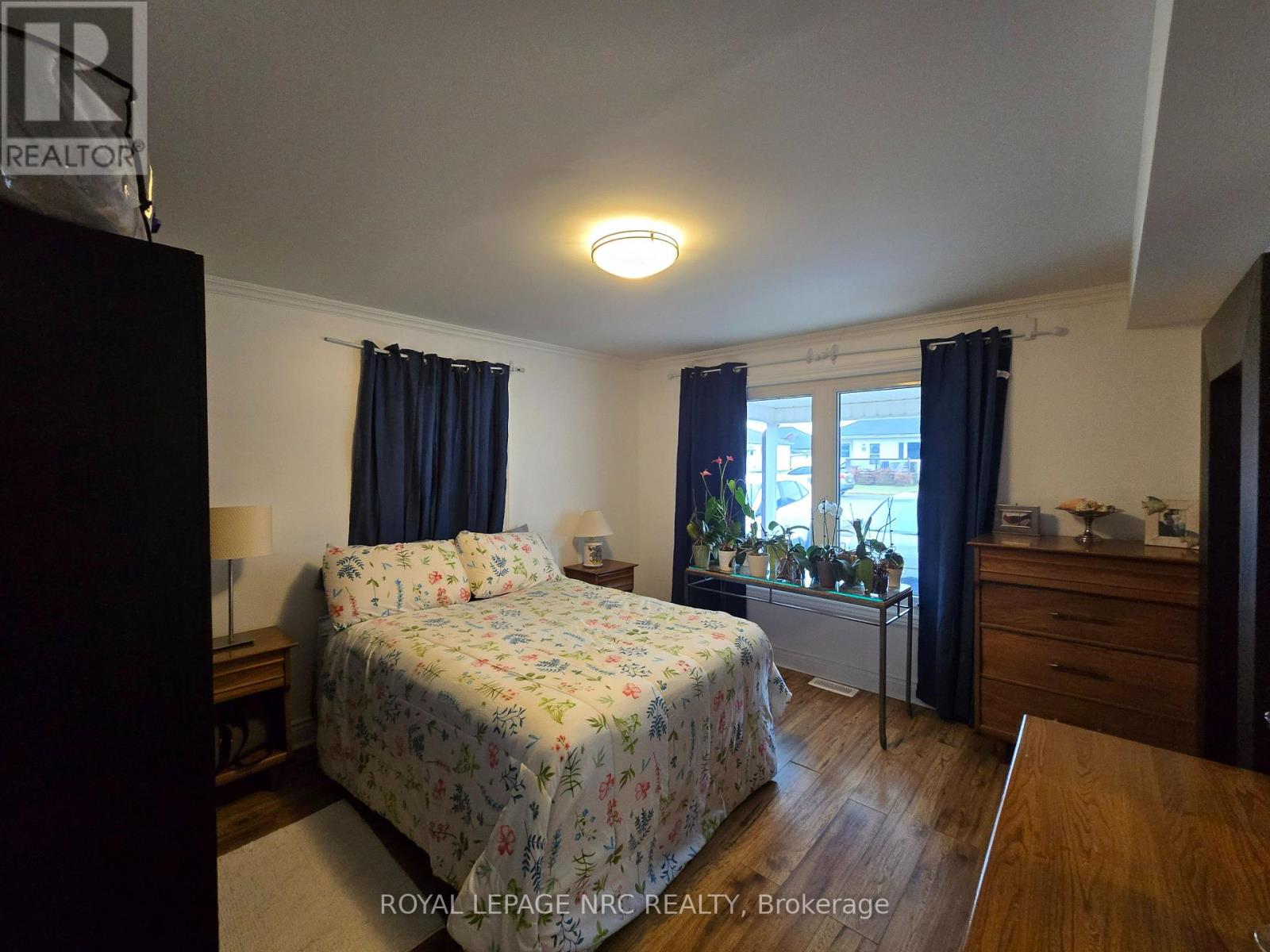 259 Wellington Street, Port Colborne, Ontario  L3K 2K4 - Photo 10 - X12685140