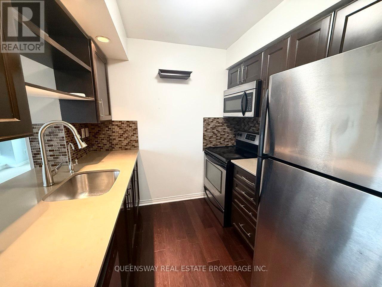 1903 - 215 Queen St E Street E, Brampton, Ontario  L6W 0A9 - Photo 2 - W12684112