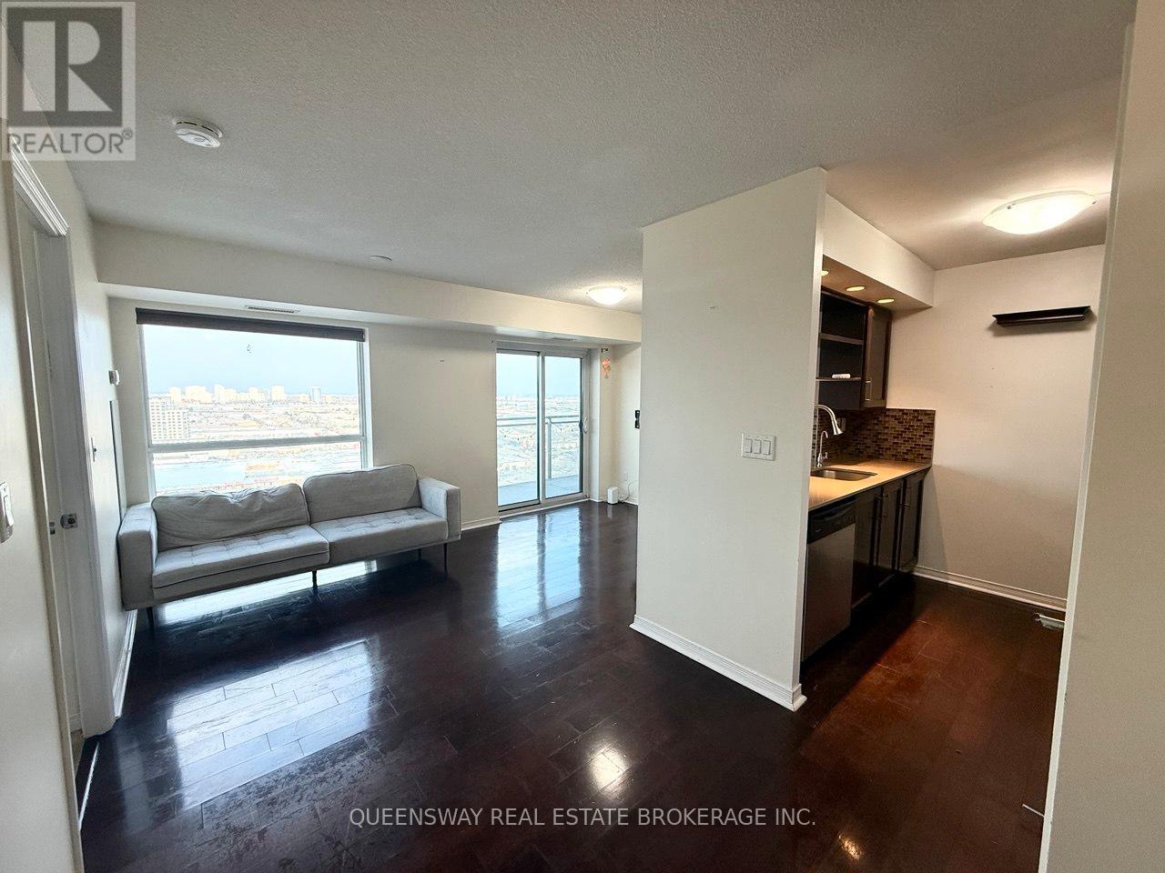 1903 - 215 Queen St E Street E, Brampton, Ontario  L6W 0A9 - Photo 4 - W12684112