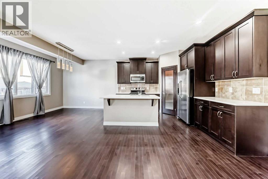 2159 Hillcrest Green Sw, Airdrie, Alberta  T4B 3W1 - Photo 6 - A2278444