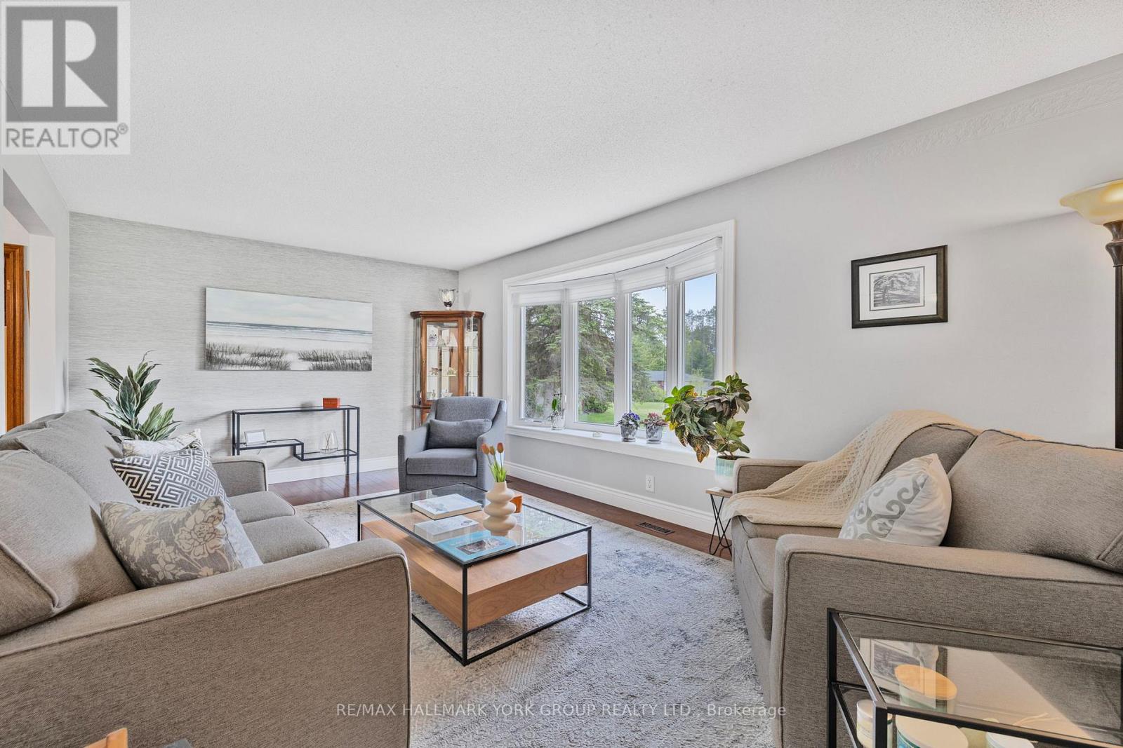 14 Anchor Court, East Gwillimbury, Ontario  L9N 1G1 - Photo 11 - N12685150