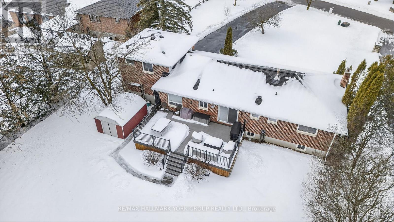 14 Anchor Court, East Gwillimbury, Ontario  L9N 1G1 - Photo 4 - N12685150