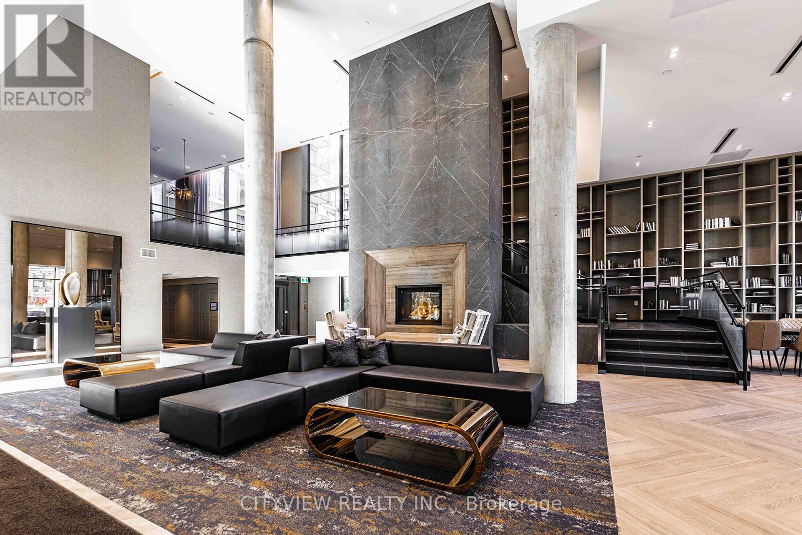 205 - 2450 Old Bronte Road, Oakville, Ontario  L6M 5P6 - Photo 2 - W12685146