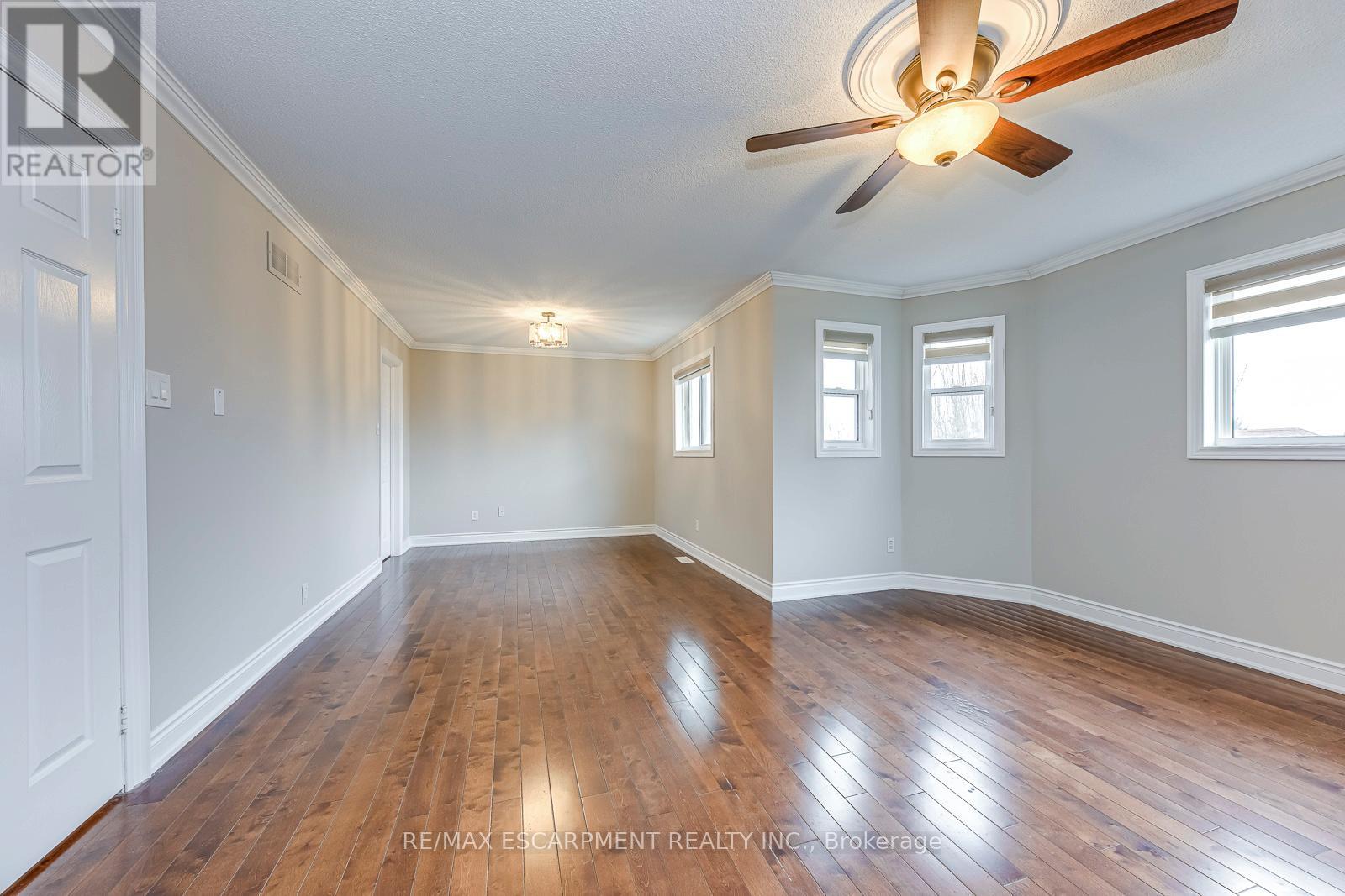 1362 Pilgrims Way, Oakville, Ontario  L6M 2W4 - Photo 28 - W12685148