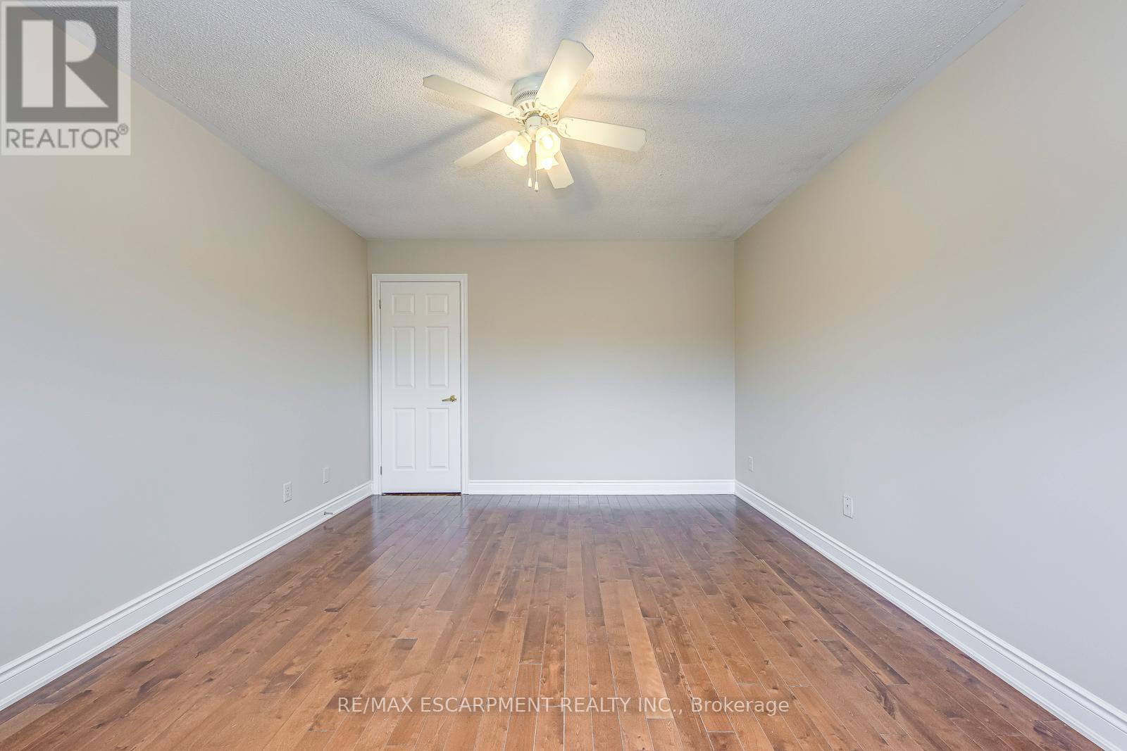 1362 Pilgrims Way, Oakville, Ontario  L6M 2W4 - Photo 40 - W12685148