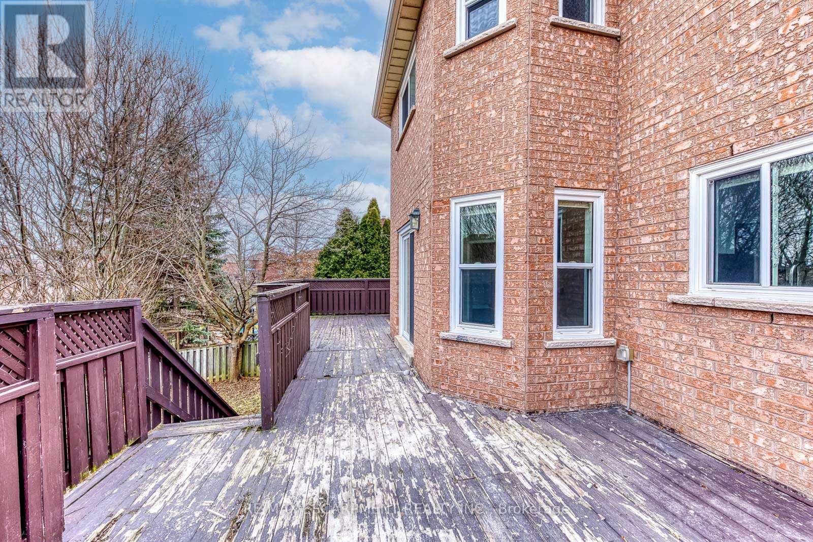 1362 Pilgrims Way, Oakville, Ontario  L6M 2W4 - Photo 45 - W12685148