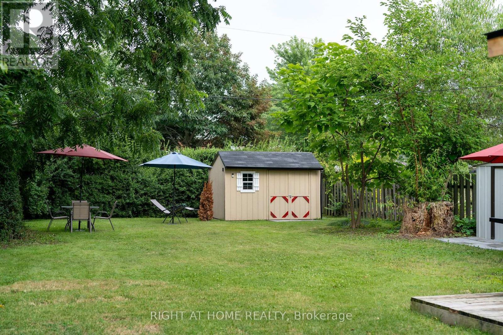 105 Glenridge Avenue, St. Catharines, Ontario  L2R 4X5 - Photo 31 - X12685144