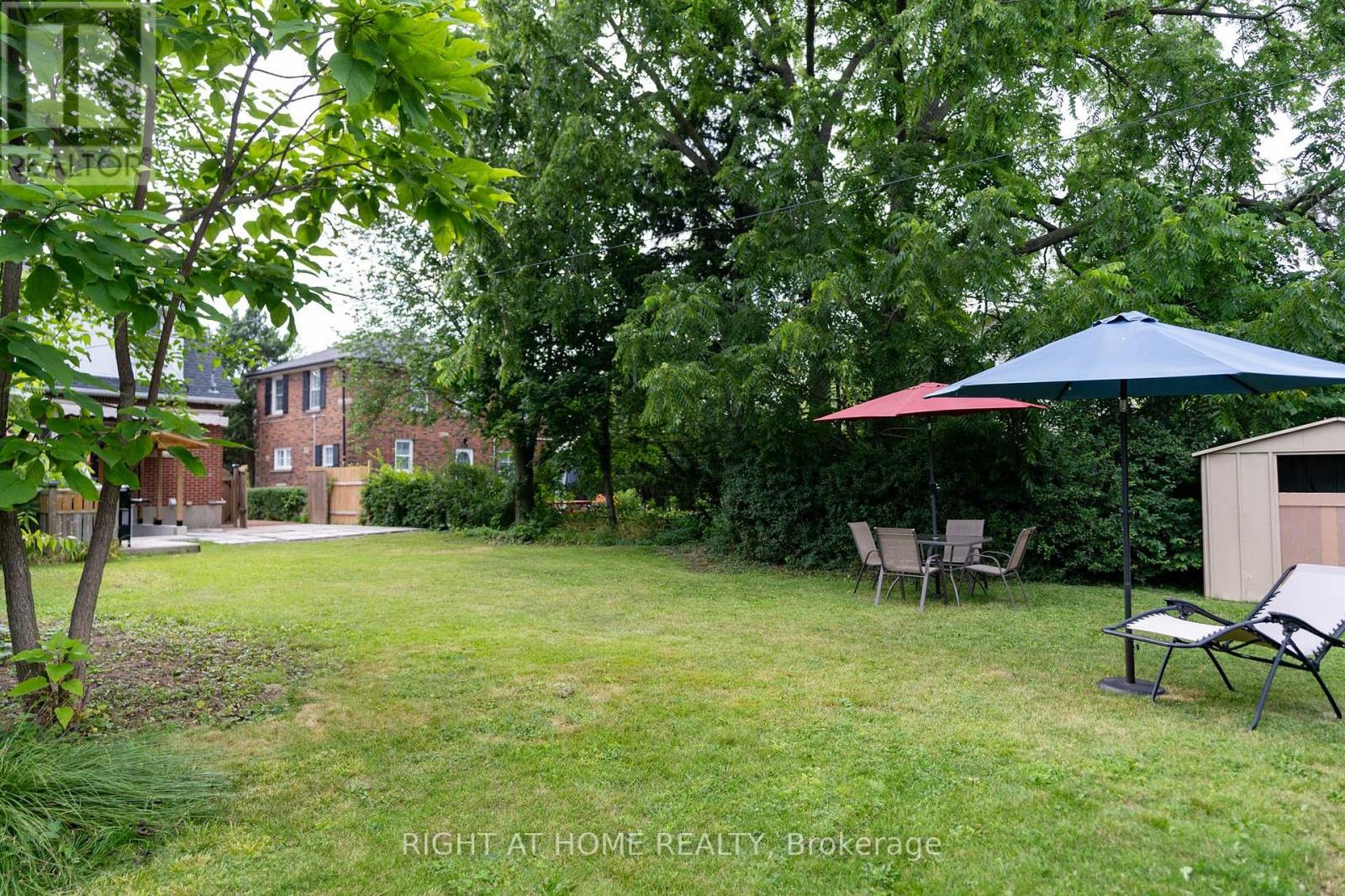 105 Glenridge Avenue, St. Catharines, Ontario  L2R 4X5 - Photo 33 - X12685144