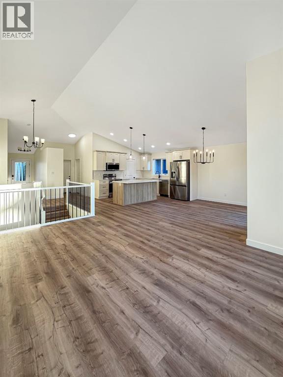 12 Northlander Way W, Lethbridge, Alberta  T1J 4S7 - Photo 11 - A2277926