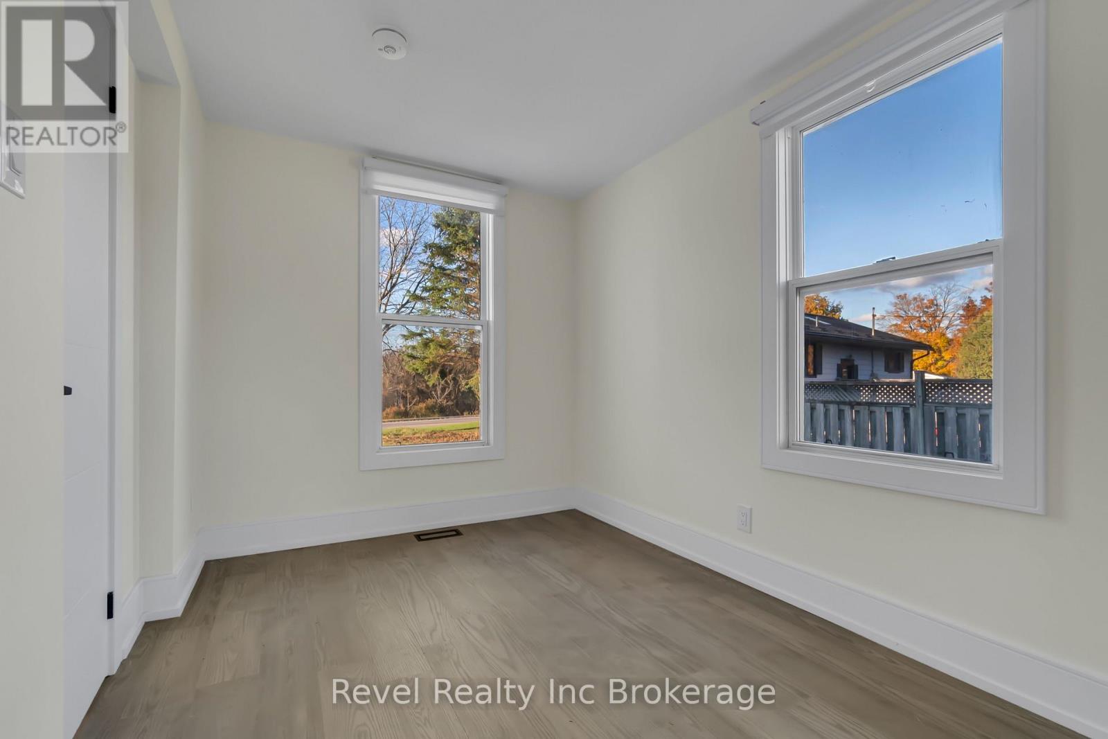 241 Charles Street W, Ingersoll, Ontario  N5C 2M5 - Photo 16 - X12685162