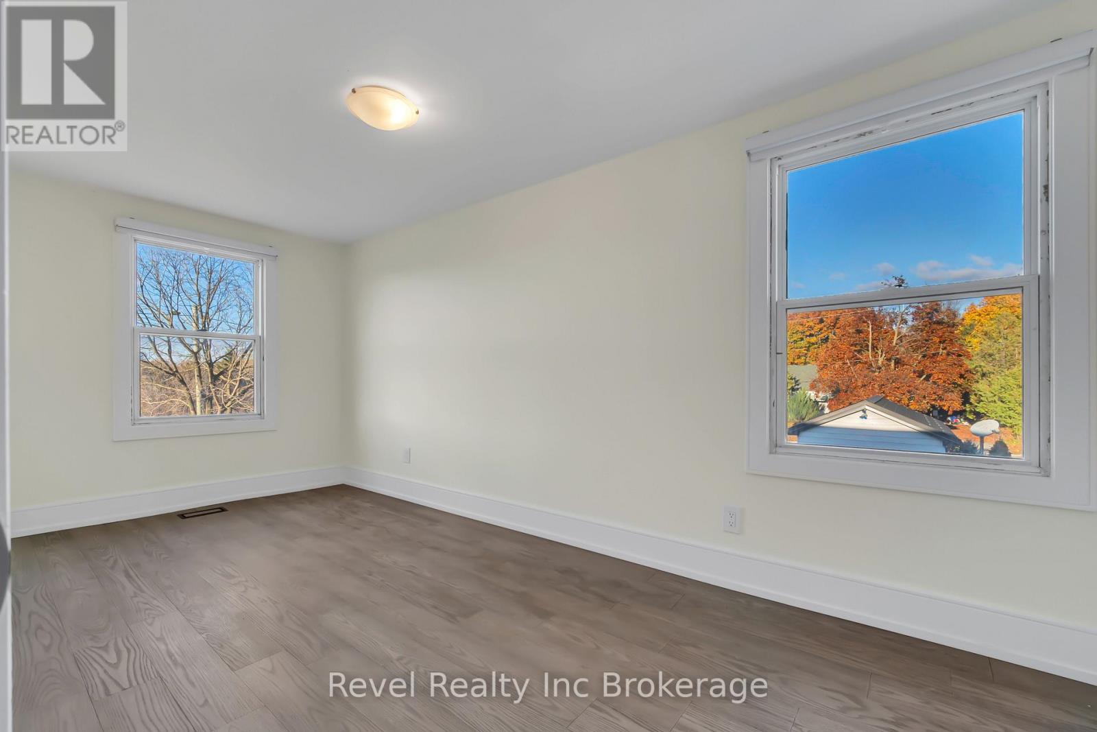 241 Charles Street W, Ingersoll, Ontario  N5C 2M5 - Photo 24 - X12685162