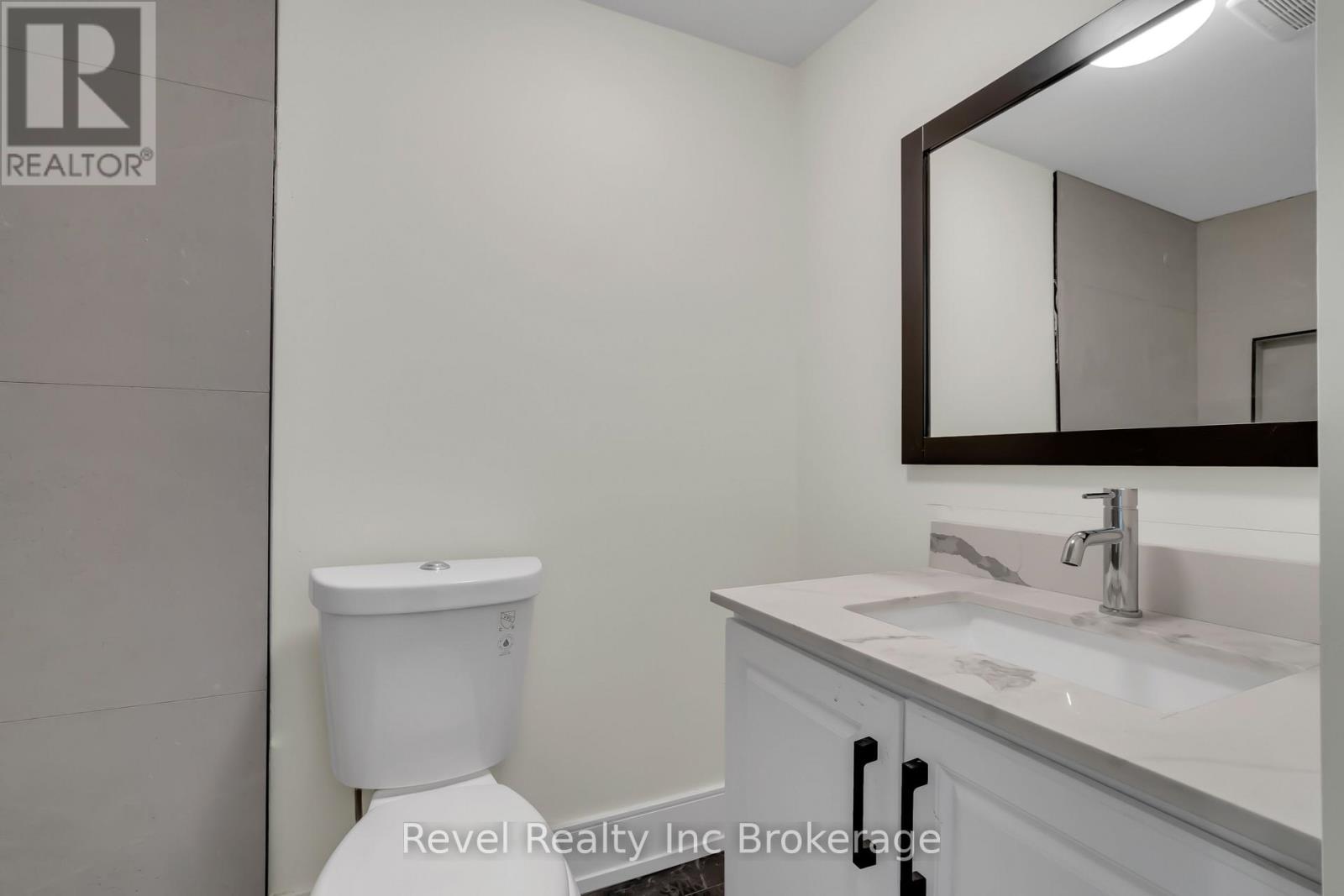 241 Charles Street W, Ingersoll, Ontario  N5C 2M5 - Photo 26 - X12685162