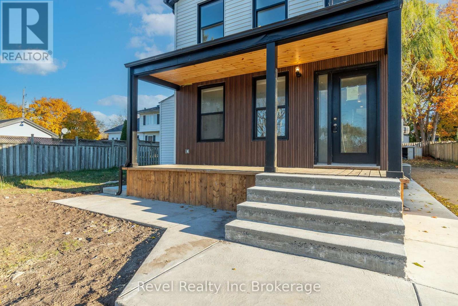 241 Charles Street W, Ingersoll, Ontario  N5C 2M5 - Photo 6 - X12685162