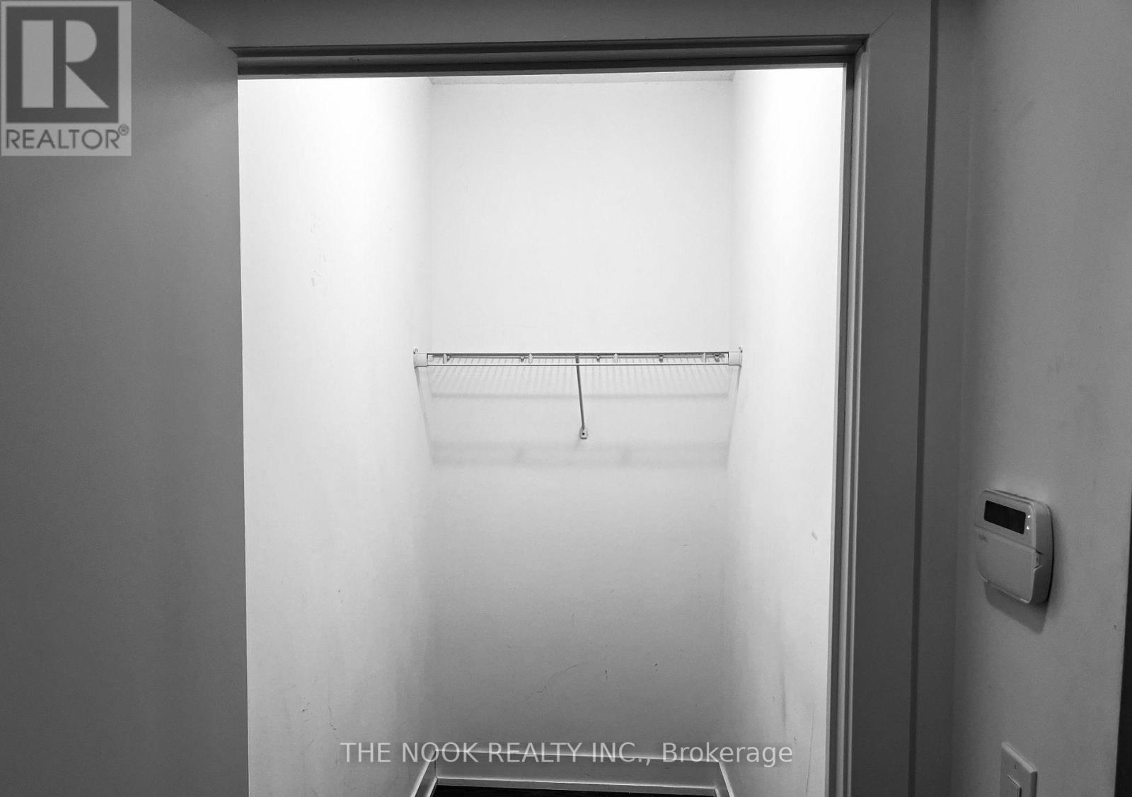 613 - 1638 Bloor Street W, Toronto, Ontario  M6P 0A6 - Photo 10 - W12685134