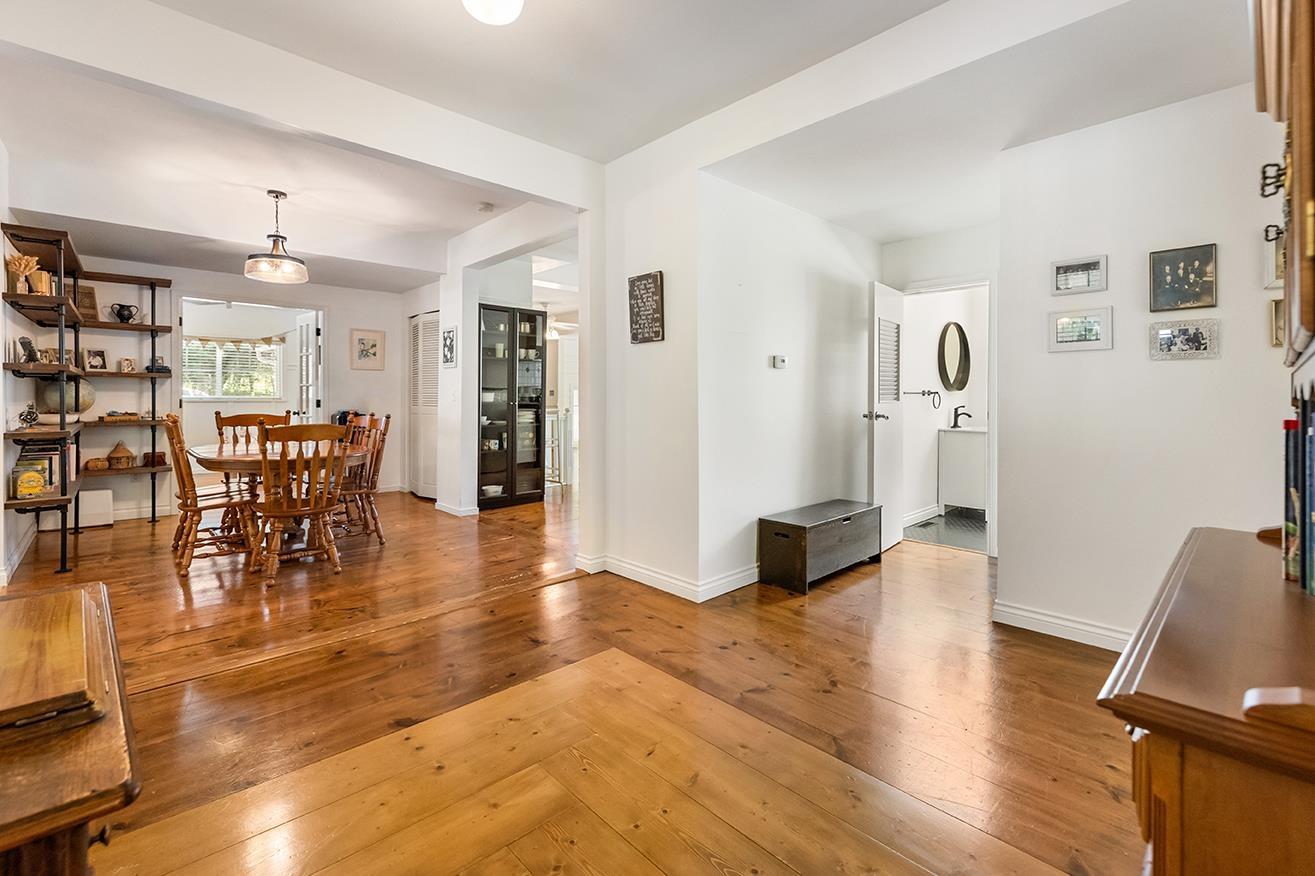 34520 Timbercove Road, Mission, British Columbia  V2V 0B5 - Photo 13 - R3076654