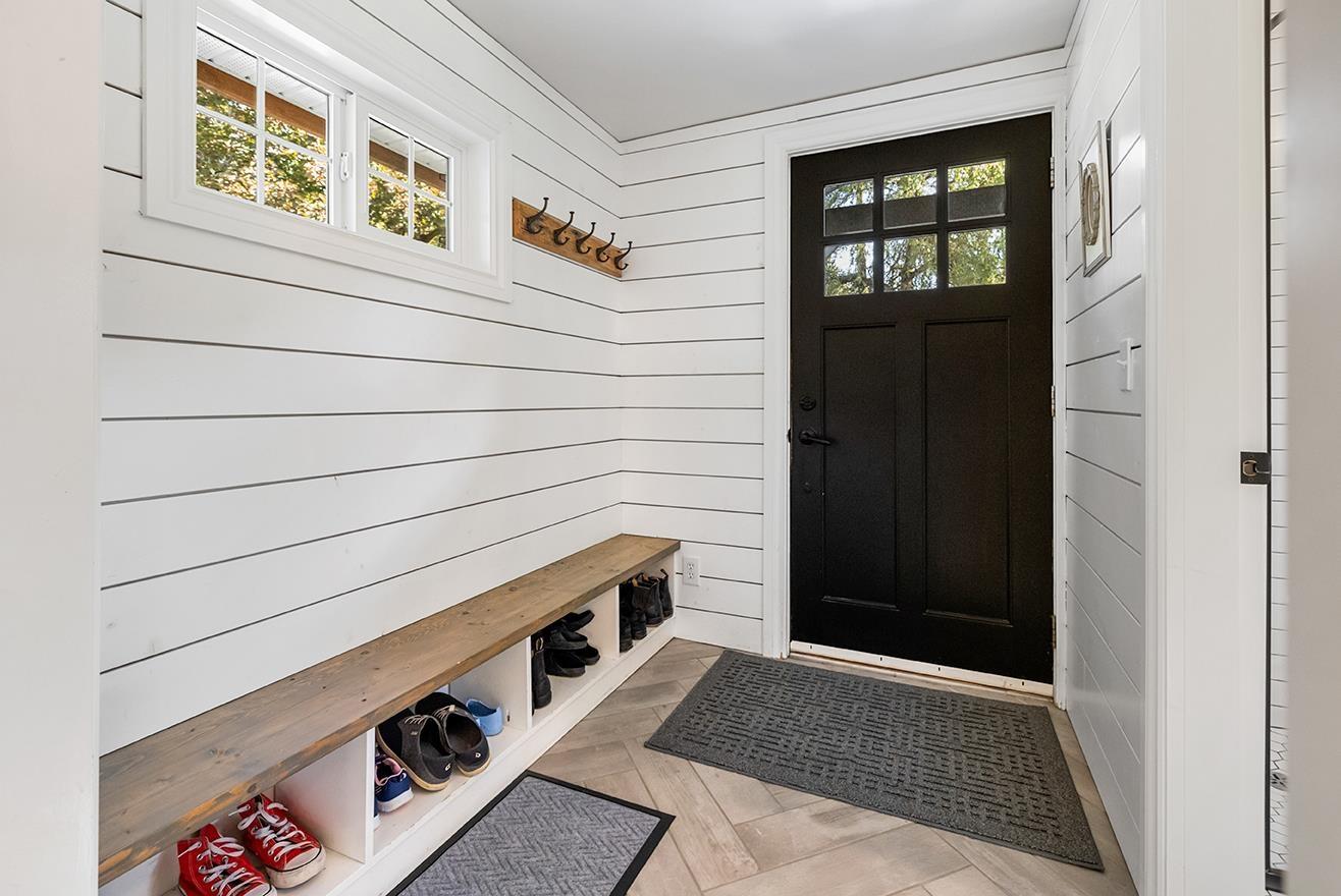 34520 Timbercove Road, Mission, British Columbia  V2V 0B5 - Photo 7 - R3076654