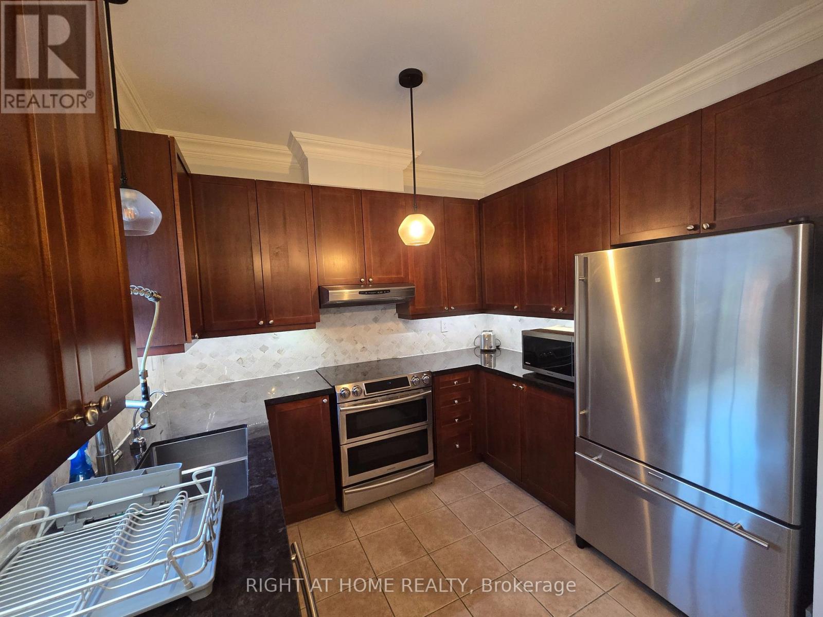 3461 Eglinton Avenue, Mississauga, Ontario  L5M 7T7 - Photo 17 - W12685158