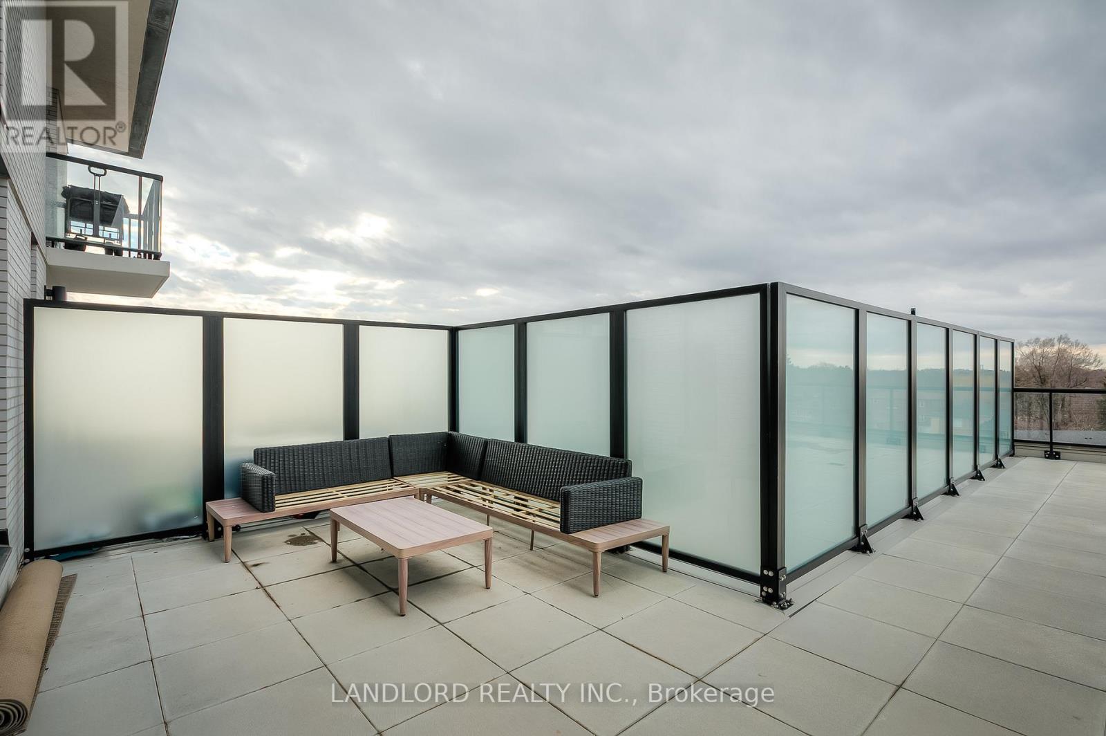 335 - 11 Maryport Avenue, Toronto (Downsview-Roding-Cfb), Ontario  M3M 0E1 - Photo 11 - W12685164