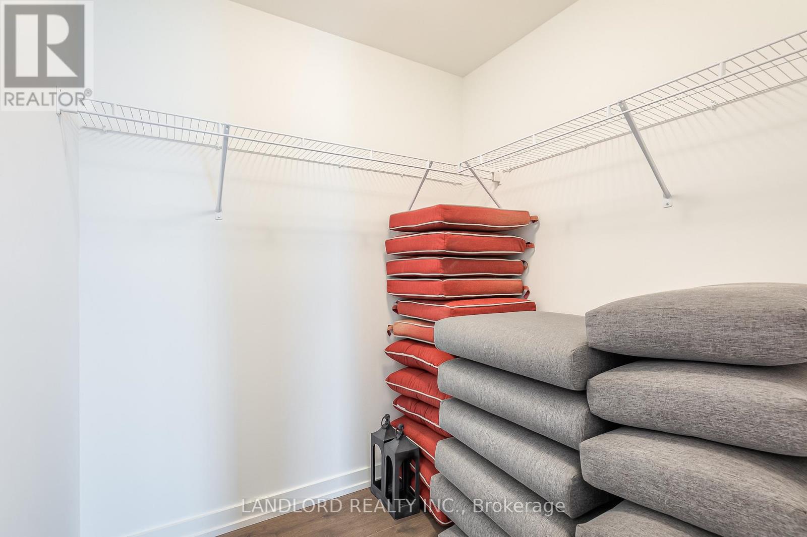 335 - 11 Maryport Avenue, Toronto (Downsview-Roding-Cfb), Ontario  M3M 0E1 - Photo 20 - W12685164