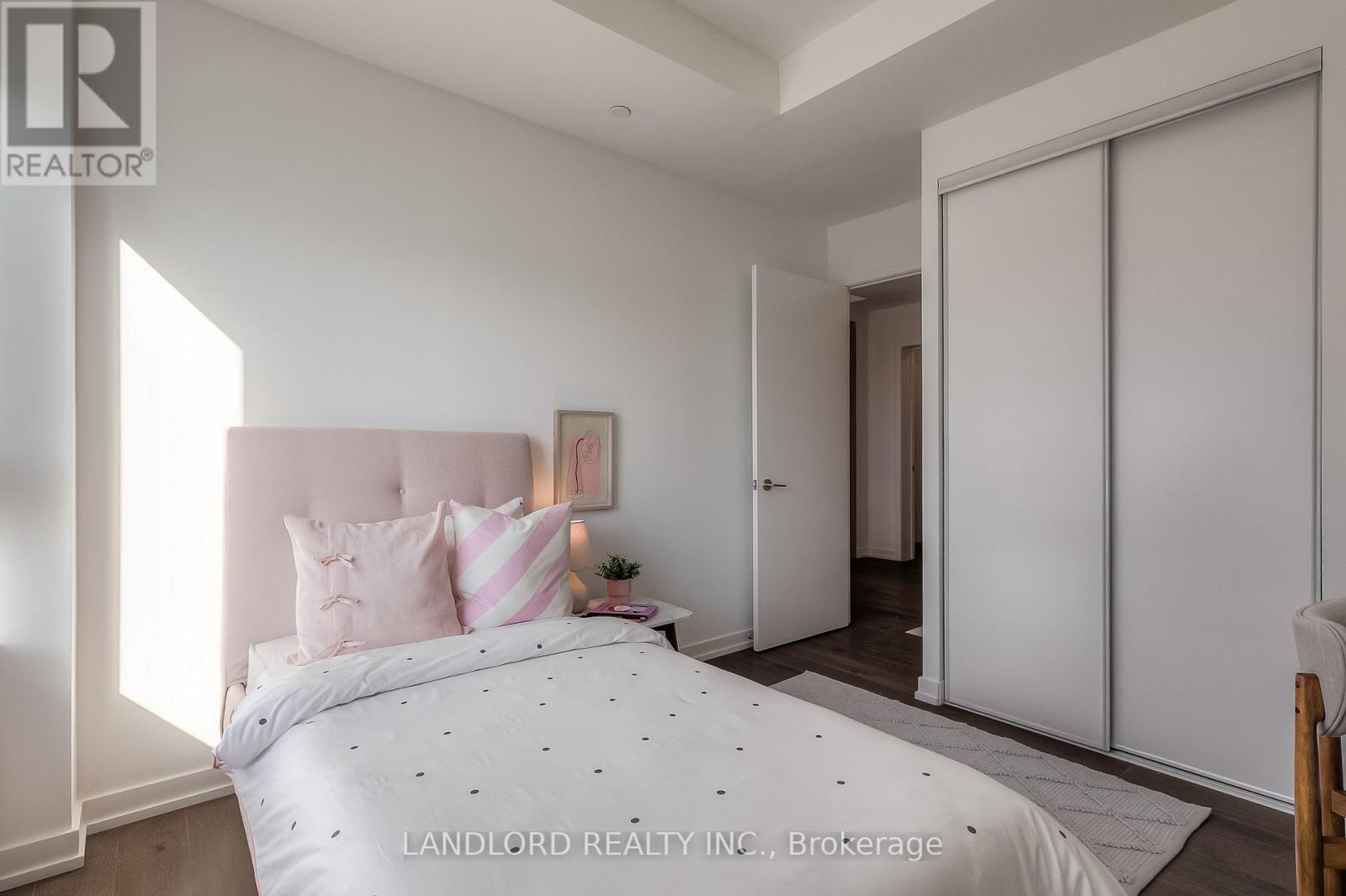 335 - 11 Maryport Avenue, Toronto (Downsview-Roding-Cfb), Ontario  M3M 0E1 - Photo 21 - W12685164