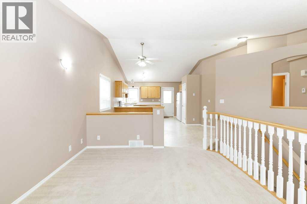 207 Lancaster Drive, Red Deer, Alberta  T4R 2R4 - Photo 9 - A2273534