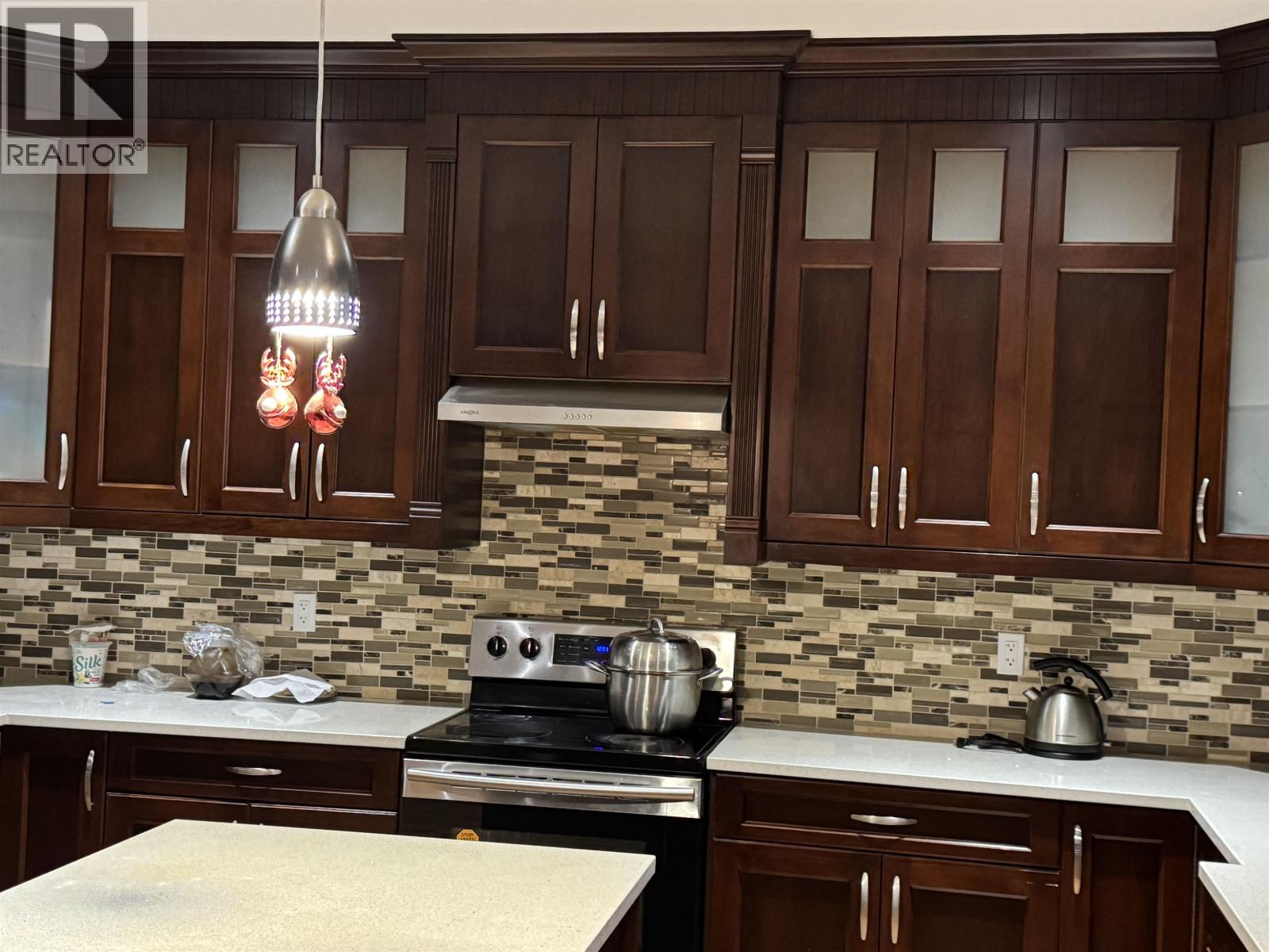 3373 Francis Crescent, Coquitlam, British Columbia  V3E 0K7 - Photo 3 - R3077771