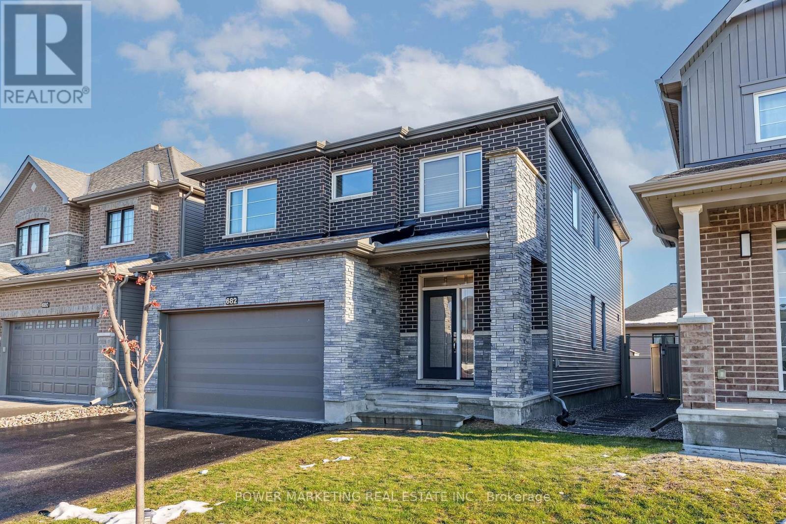 682 Jerome Jodoin Drive, Ottawa, Ontario  K4A 1G7 - Photo 3 - X12685182