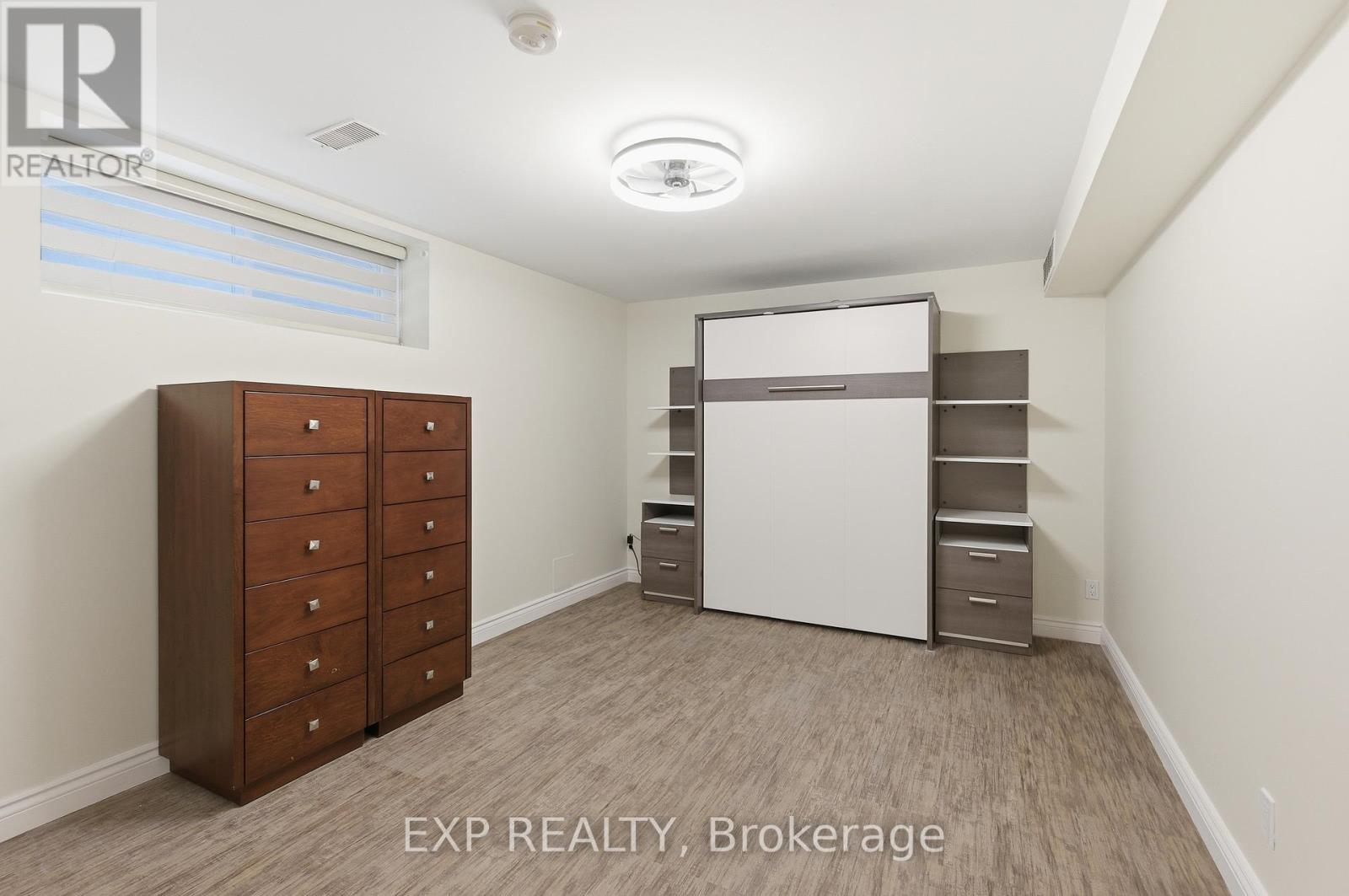 1357 Alexandra Avenue, Mississauga, Ontario  L5E 2A8 - Photo 31 - W12656240