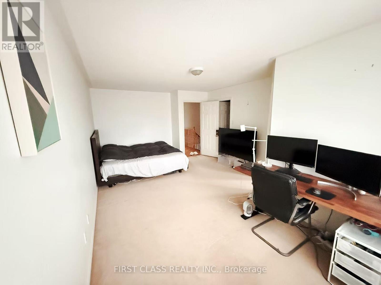 3892 Manatee Way, Mississauga, Ontario  L5M 6P7 - Photo 8 - W12679682