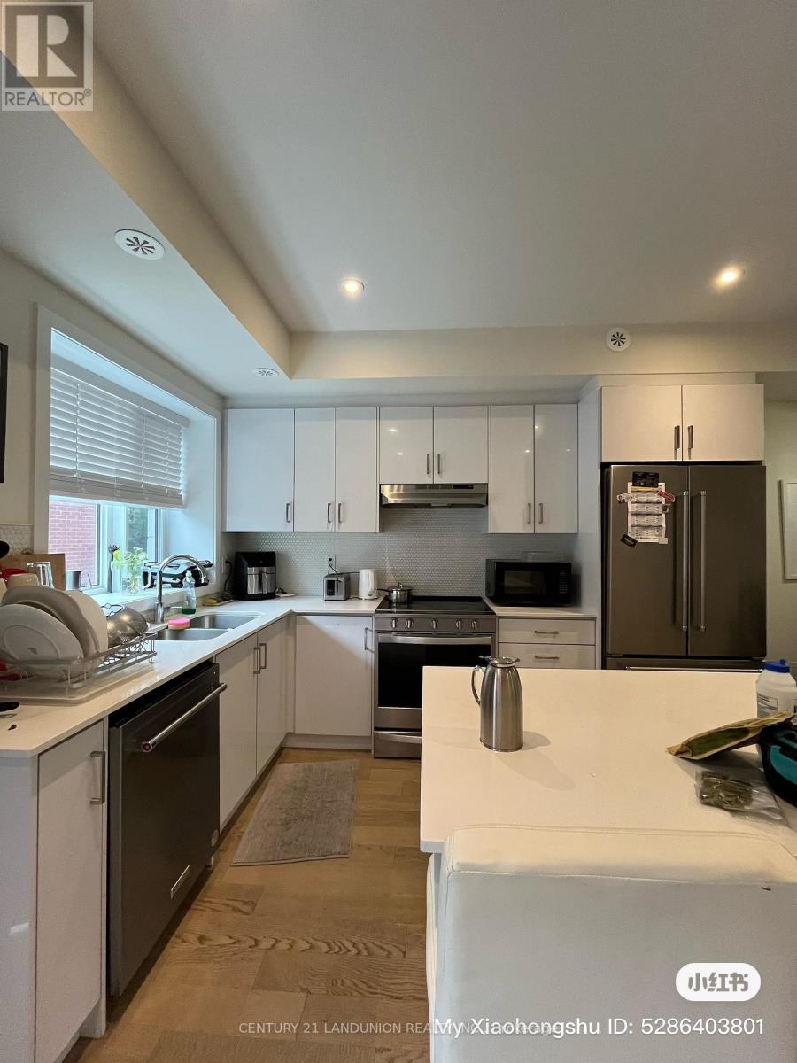 2 Nd Floor - 116 William Duncan Road, Toronto, Ontario  M3K 0C7 - Photo 12 - W12685184