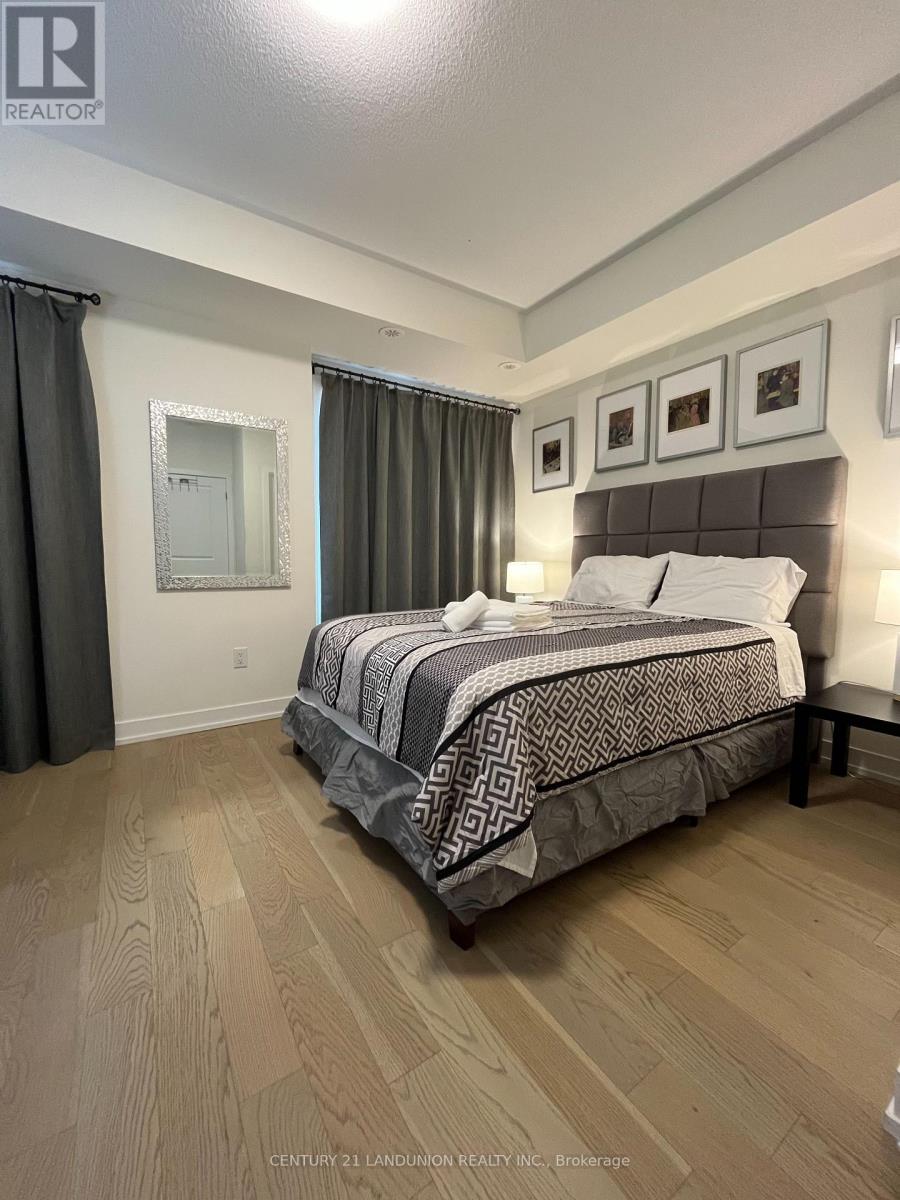 2 Nd Floor - 116 William Duncan Road, Toronto, Ontario  M3K 0C7 - Photo 8 - W12685184